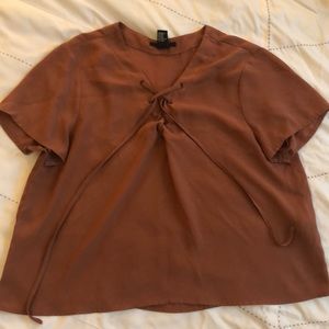 Size Large Mauve Shirt With A Tie Front!